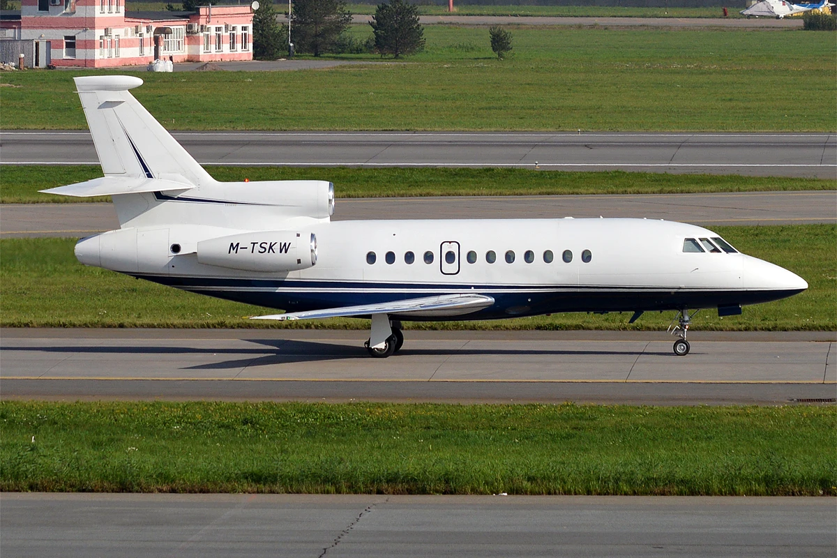 Falcon 900C — full aircraft photograph