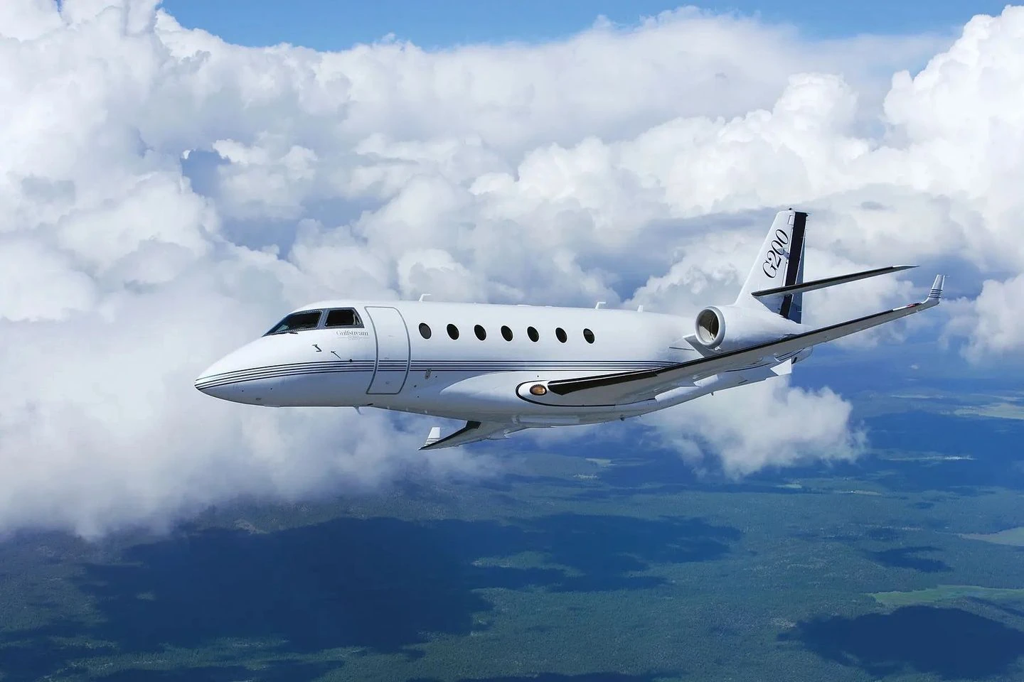 Gulfstream G-200 — full aircraft photograph
