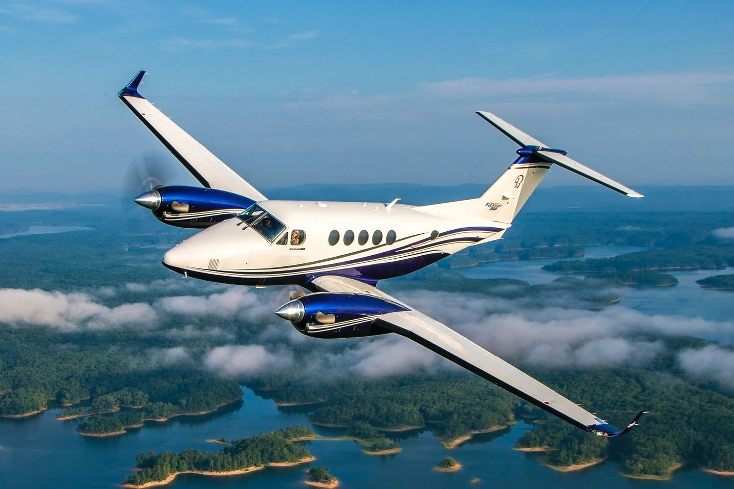 King Air 260 — full aircraft photograph