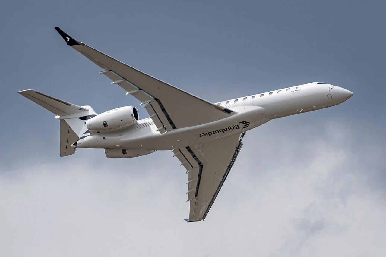Global 8000 — full aircraft photograph